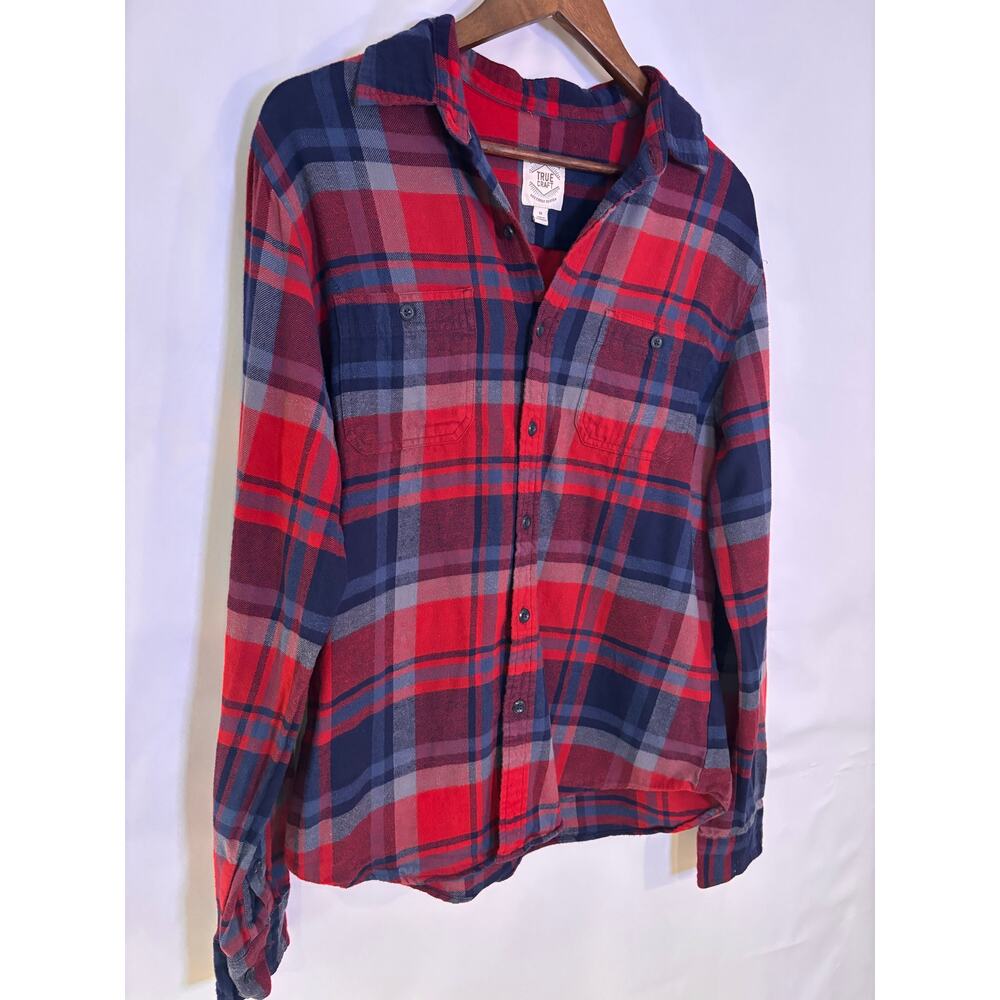 True Craft brand men's flannel button-front shirt flannel Medium BACK TO SCHOOL!
